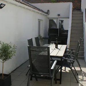 https://local-charm.ostend-hotel.net